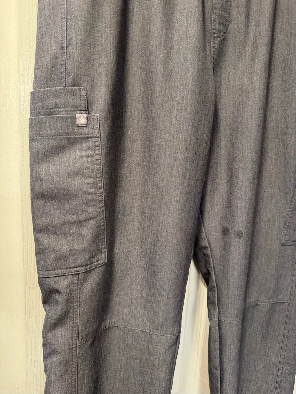 Men’s Figs Graphite Pisco Straight-Leg Scrub Pant